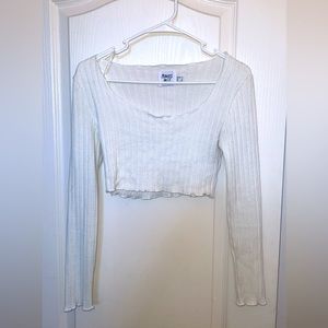 Long sleeve crop top